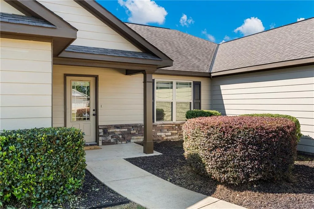 Additional image 2 of 9 Silver Eagle Court, Fort Mitchell, AL 36856