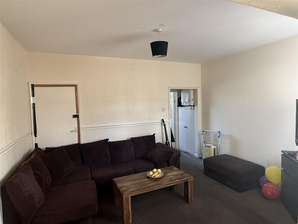 Additional image 11 of 2 bed flat for saleTaverners Road, Peterborough PE1