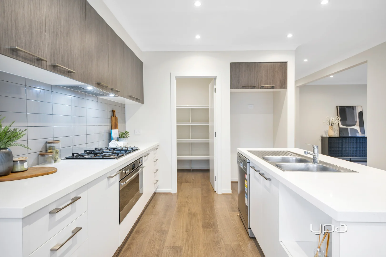 Additional image 7 of 323 Frontier Avenue, Aintree VIC 3336
