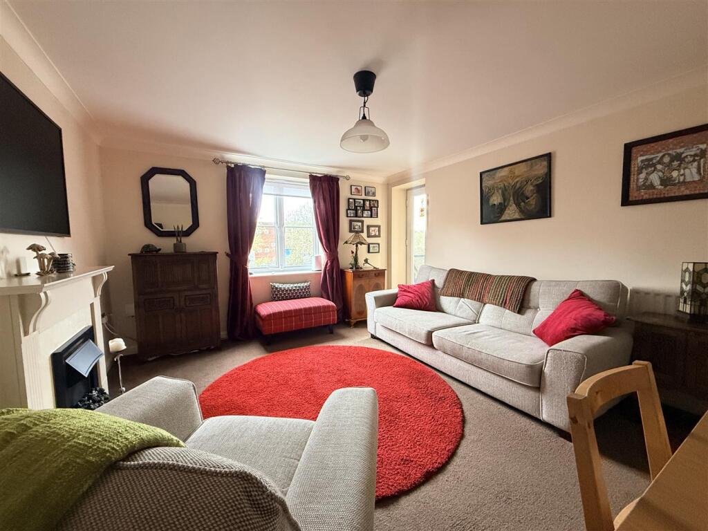 Additional image 3 of Luanne Close, Cradley Heath
