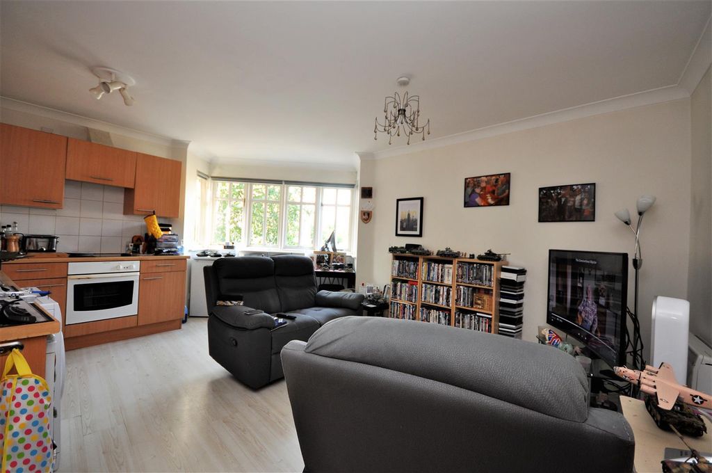 Additional image 2 of 2 bed flat for saleSt Catherines Court, York YO24