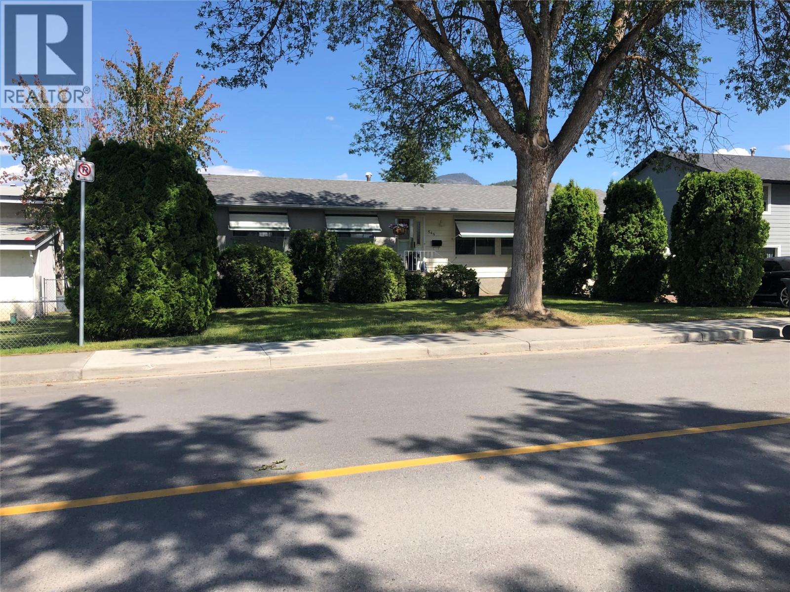 565 Dougall Road South, Kelowna, BC, V1X3K2