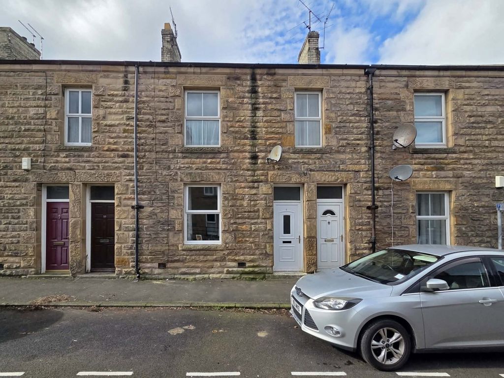2 bed flat for saleArgyle Terrace, Hexham, Northumberland NE46