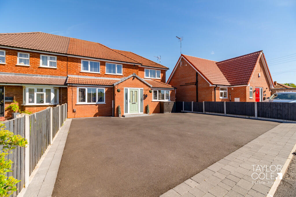 Brookside Road, Mile Oak