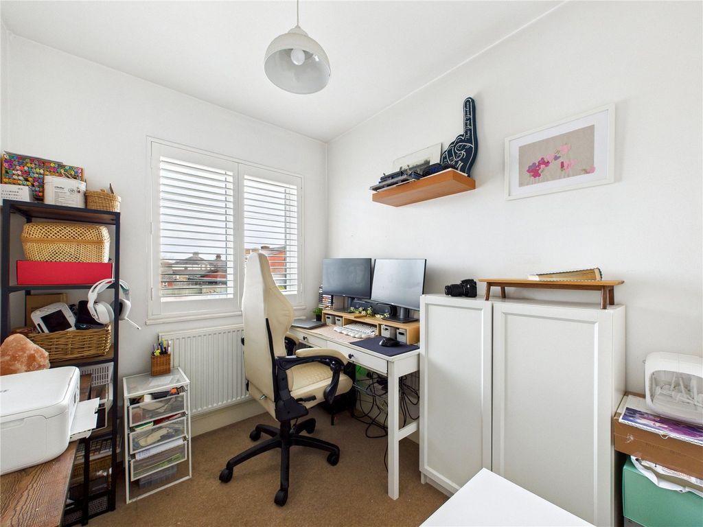 Additional image 8 of 3 bed semi-detached house for saleColchester Road, Ipswich, Suffolk IP4
