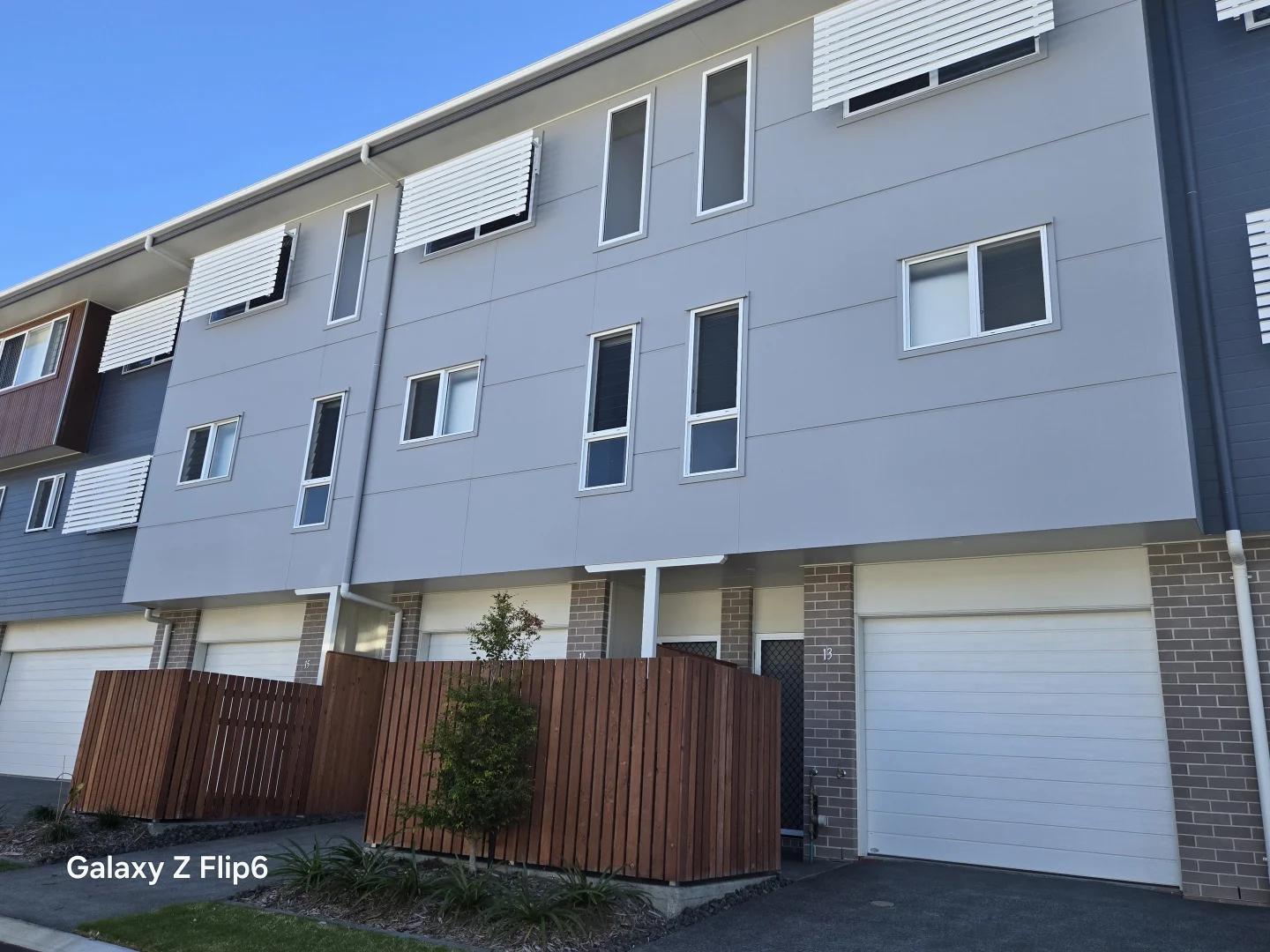 Additional image 2 of 18/8 Taylor Place, Mackenzie QLD 4156