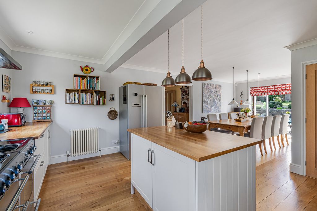 Additional image 2 of 4 bed detached house for saleWains Road, Daglingworth, Cirencester, Gloucestershire GL7