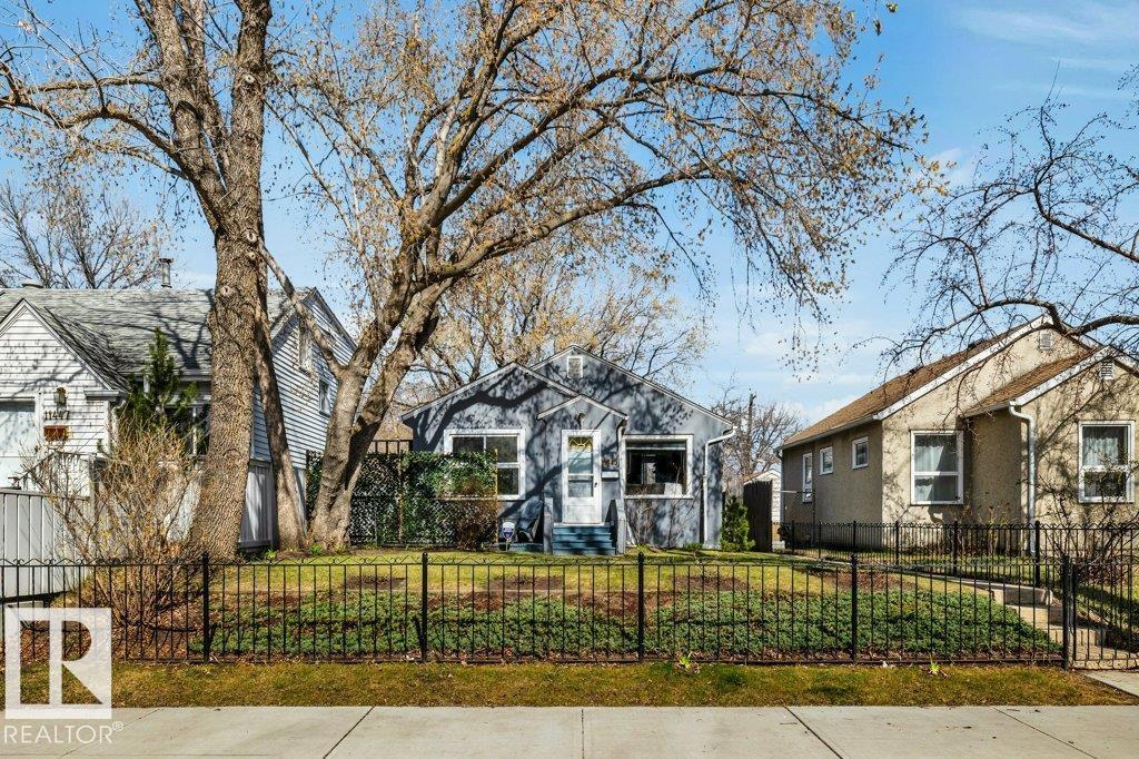 11445 68 Street NW, Edmonton, AB, T5B1N9