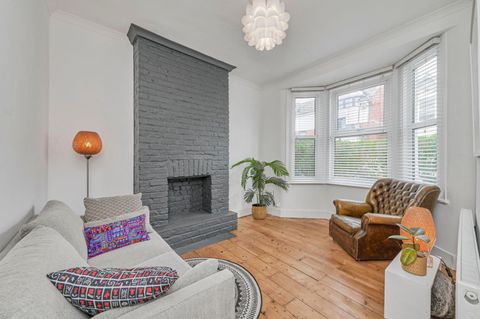 Duntshill Road, Earlsfield, London SW18