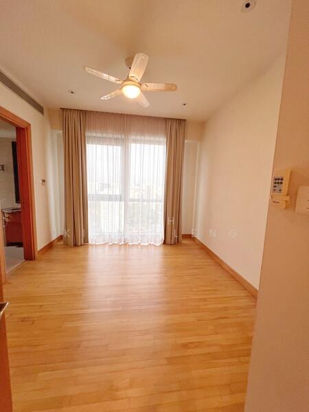 9 Ardmore Park photo 4