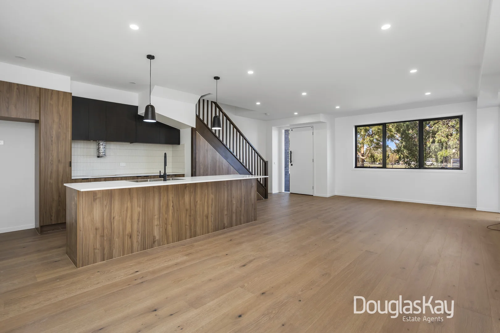 Additional image 3 of 2/4 Cutts Street, Sunshine North VIC 3020