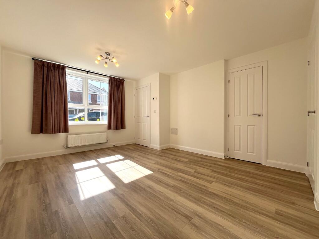 Swallow Drive, Hampton-in-Arden, Solihull, West Midlands, B92 photo 4