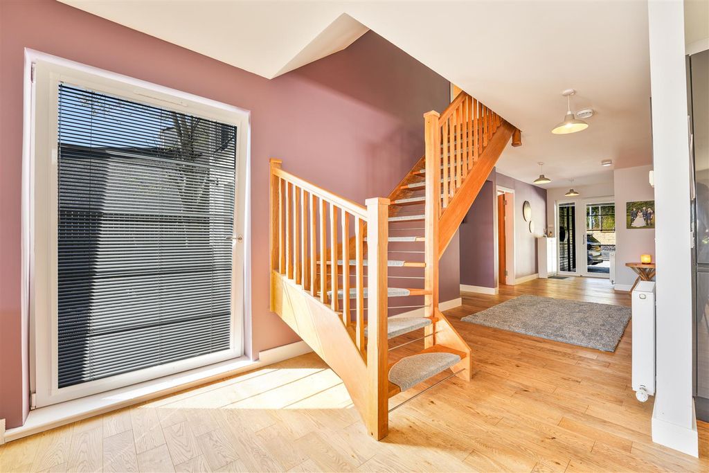 Additional image 4 of 4 bed detached house for saleBraidwood Road, Braidwood, Carluke ML8