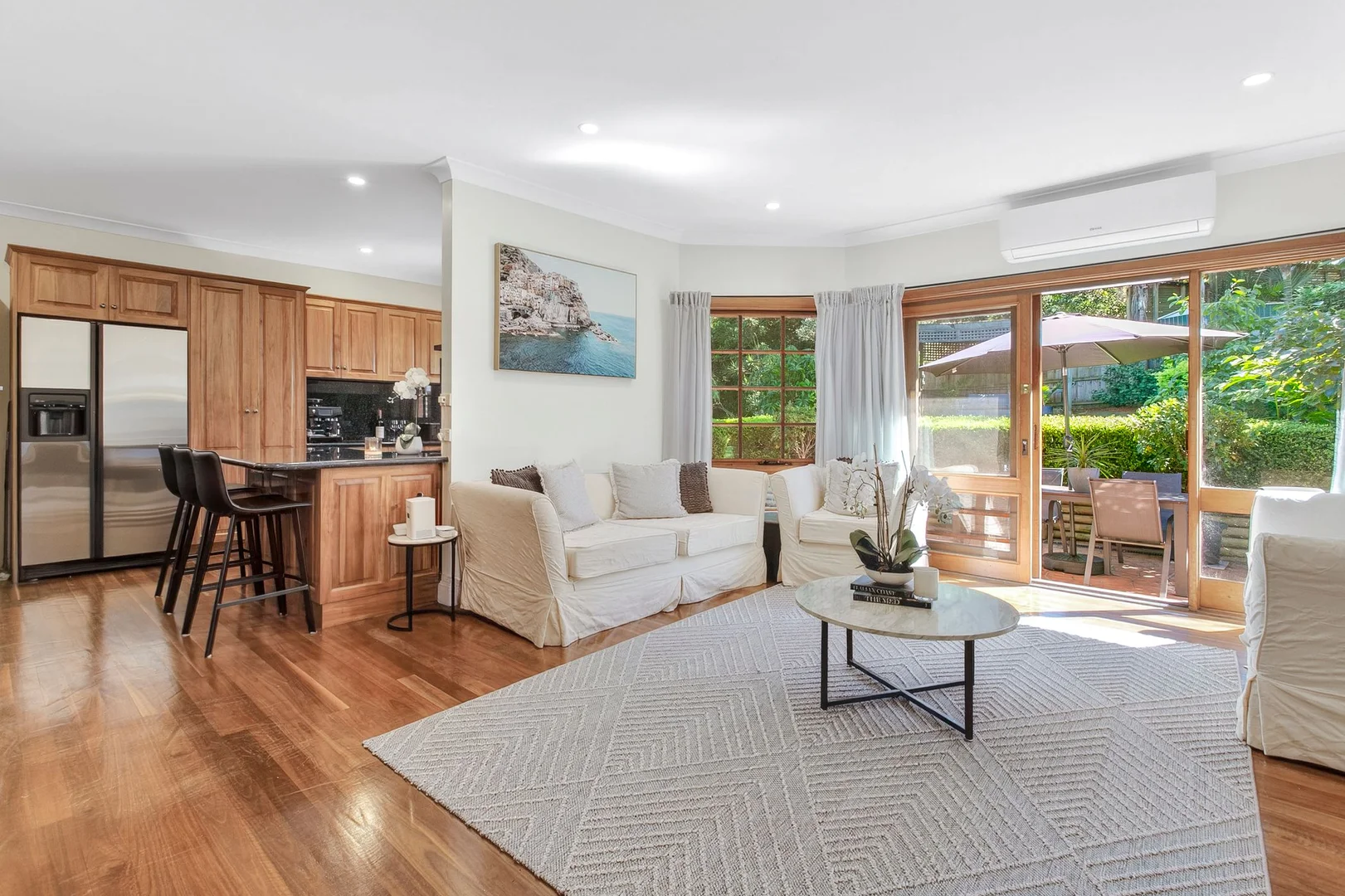 8 Cabbage Tree Road, Bayview NSW 2104 photo 3