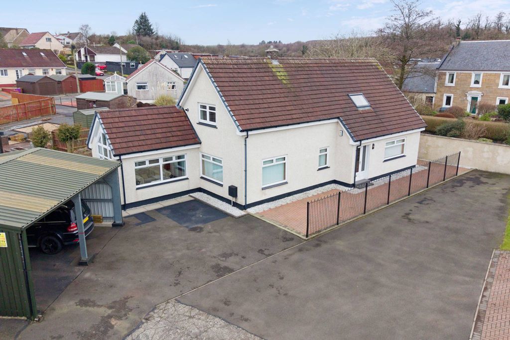 4 bed detached house for saleDrakemyre, Dalry, North Ayrshire KA24
