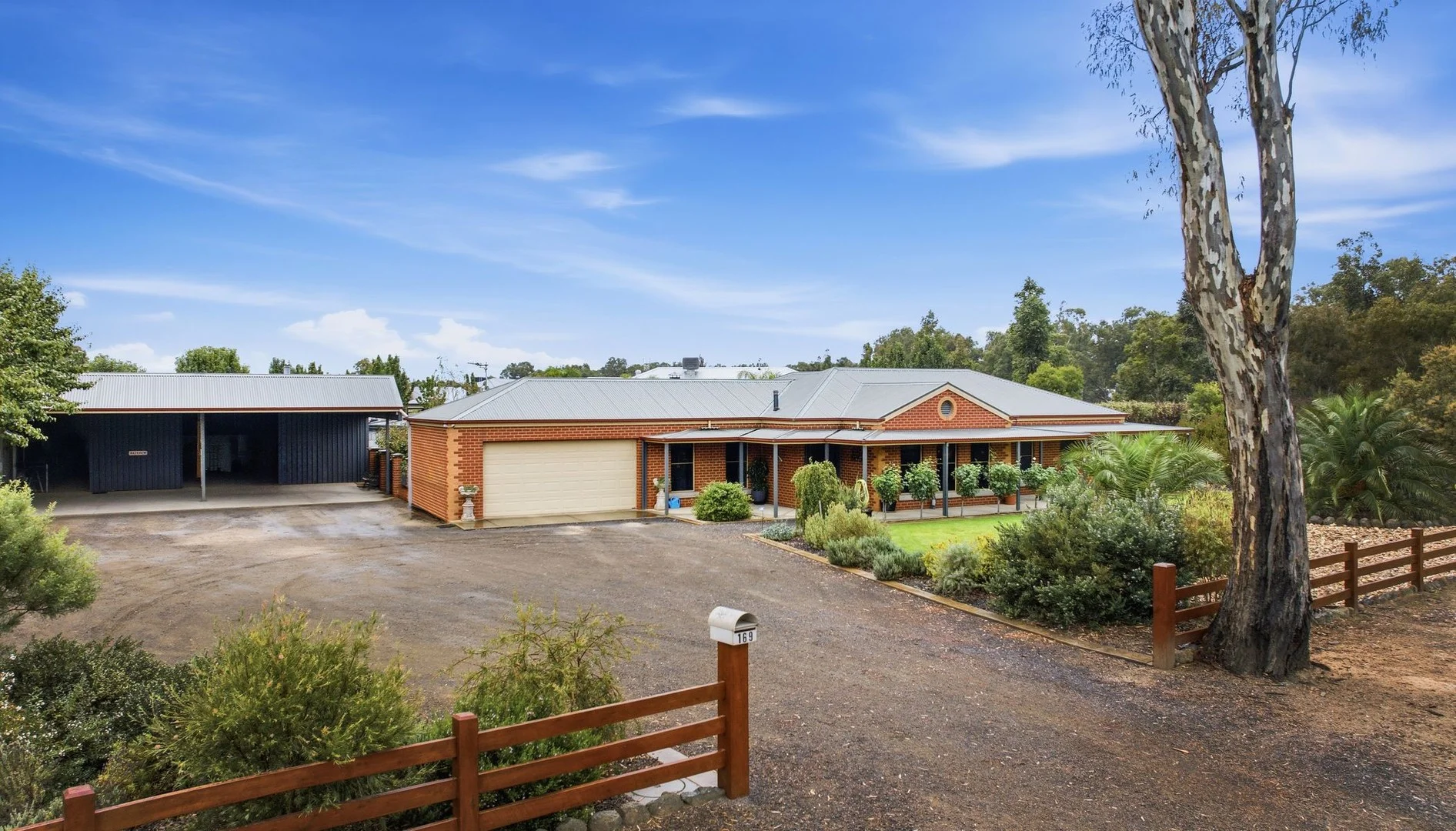 169 Ironstone Road, Ascot VIC 3551
