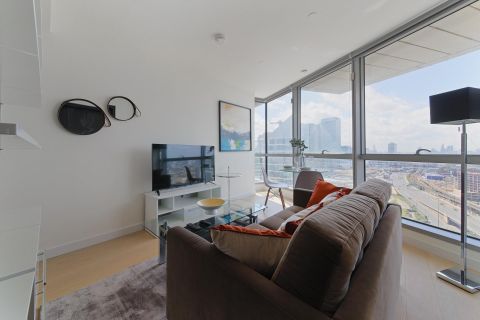Charrington Tower, New Providence Wharf, London E14, Studio for sale