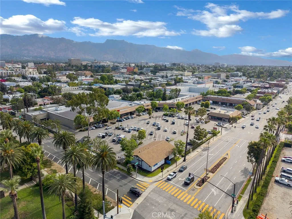 Additional image 43 of 135 W California Boulevard, Pasadena, CA 91105