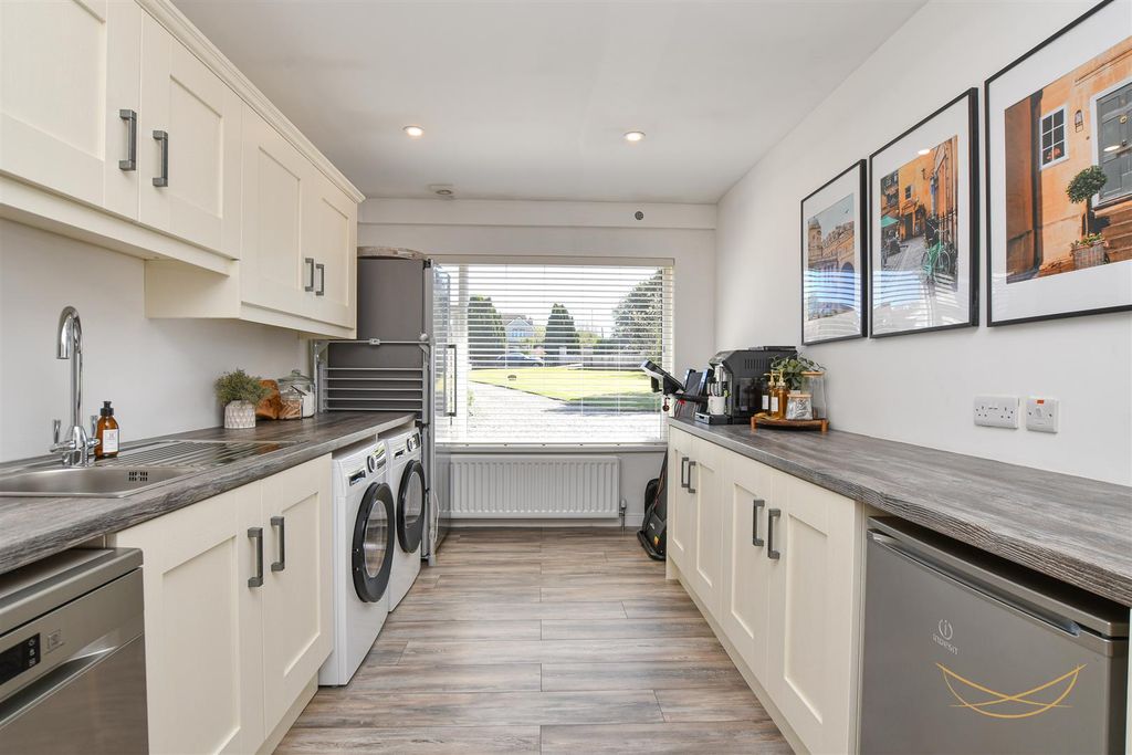 Additional image 33 of 5 bed detached house for saleHydepark Close, Newtownabbey BT36