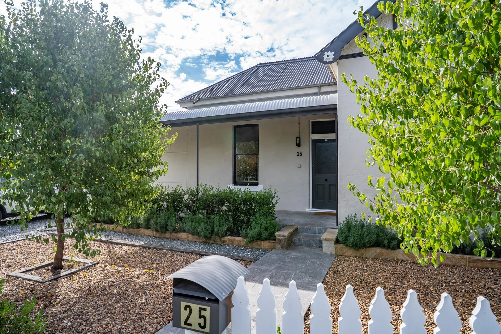 25 Ferguson Street, Canowindra NSW 2804