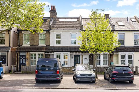 Chertsey Road, Twickenham TW1