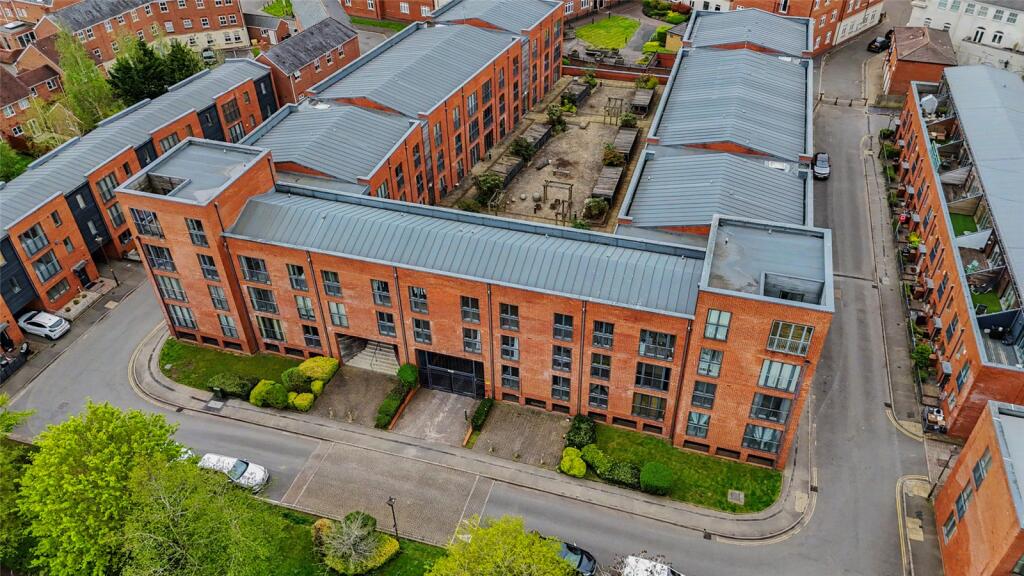 Ascote Lane, Dickens Heath, Solihull, West Midlands, B90