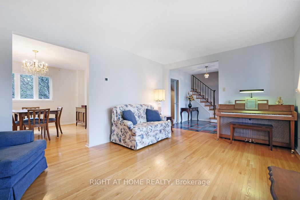 Additional image 5 of 16 Lambert Drive, Ottawa, ON, K2H 5Y4