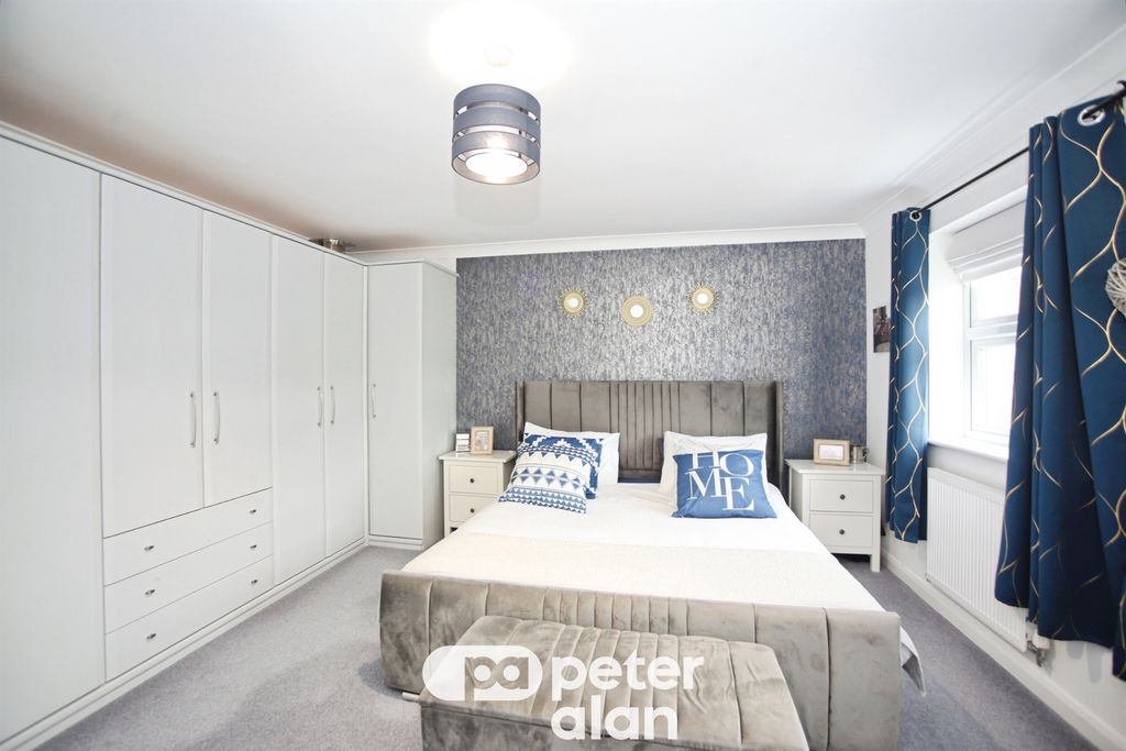 Additional image 15 of 4 bed detached house for saleManor Court, Edwardsville, Treharris CF46