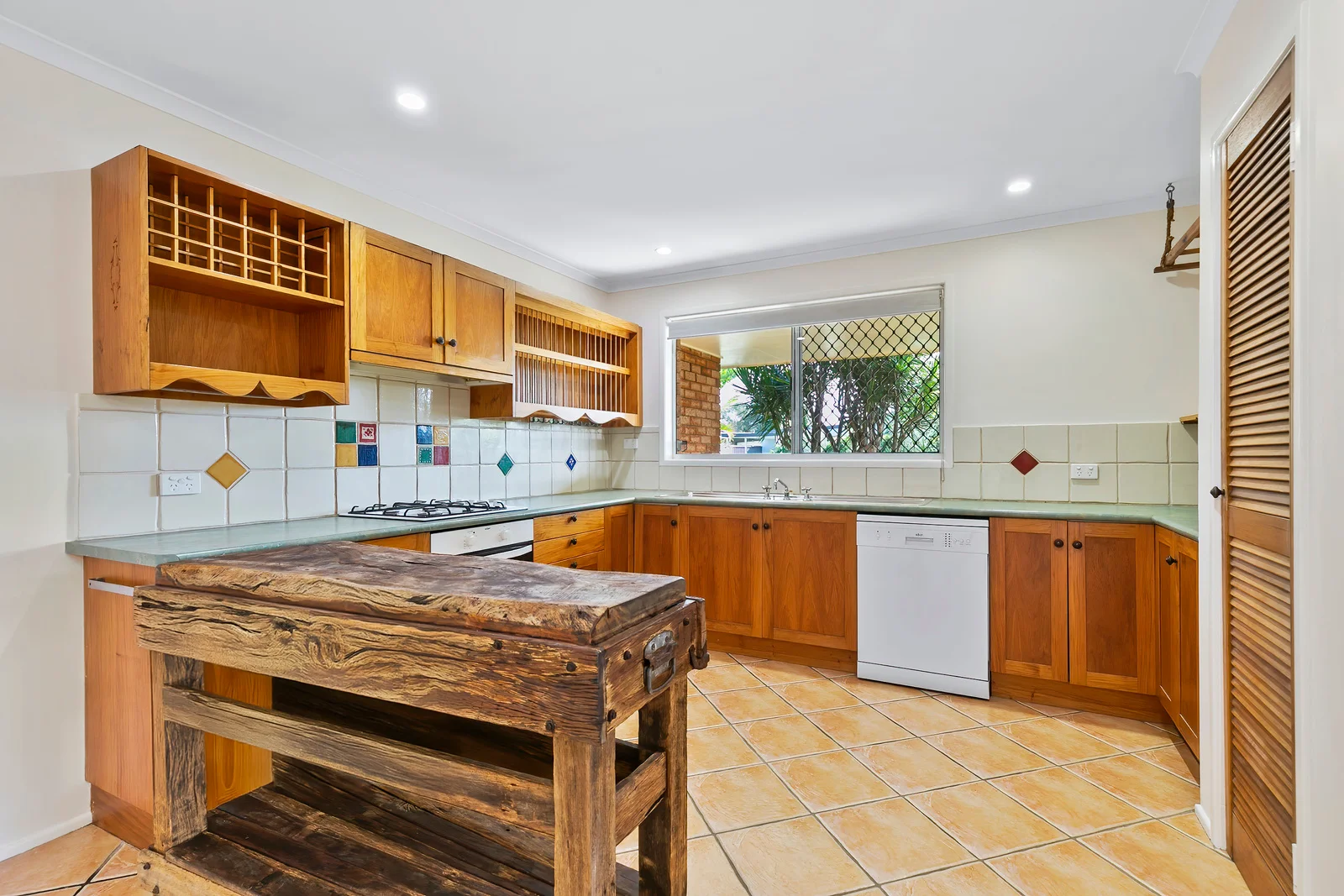 10 Tareel St, Wurtulla QLD 4575 photo 2