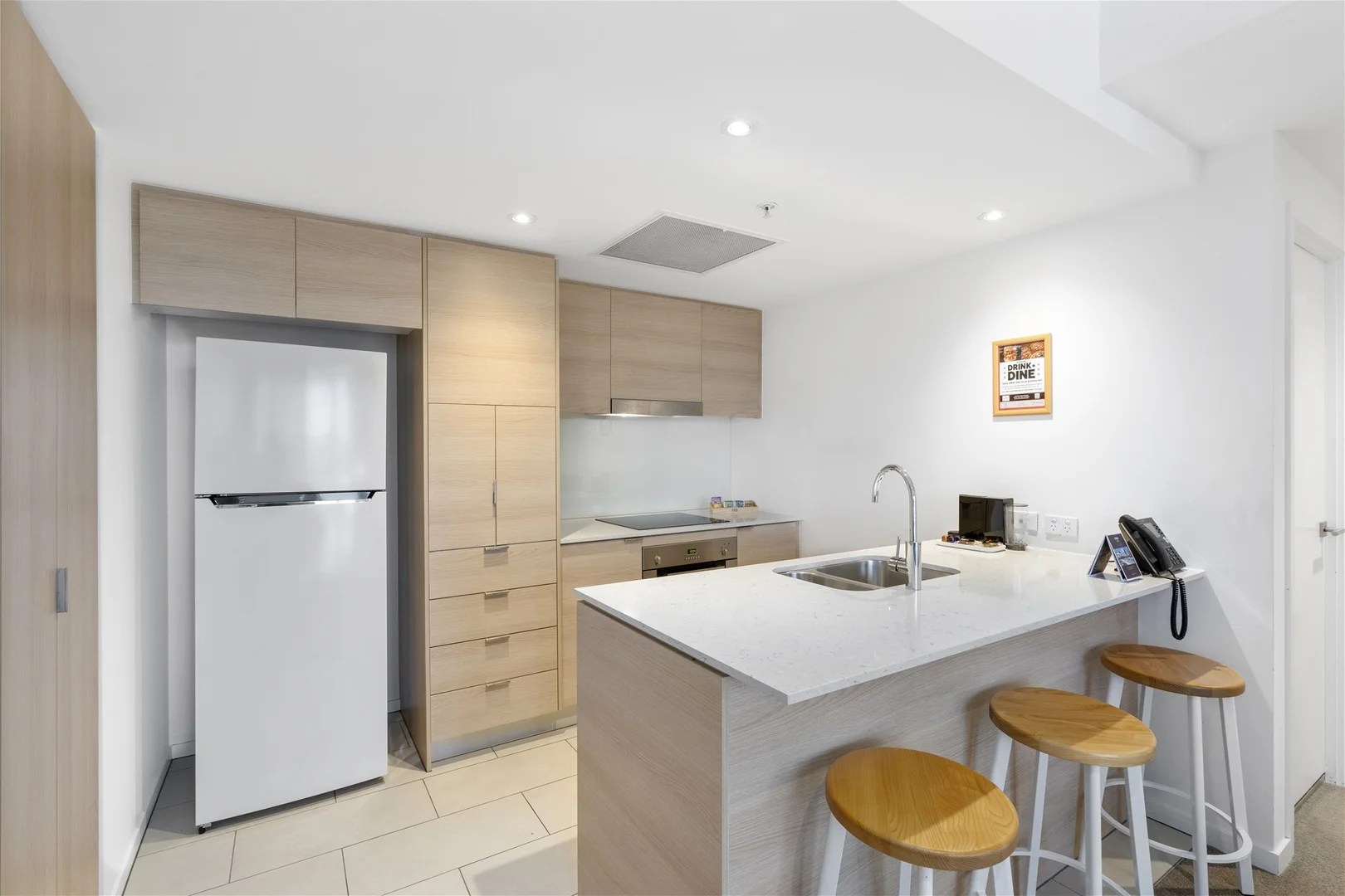 Additional image 3 of 2901/2663 GOLD COAST HIGHWAY, Broadbeach QLD 4218