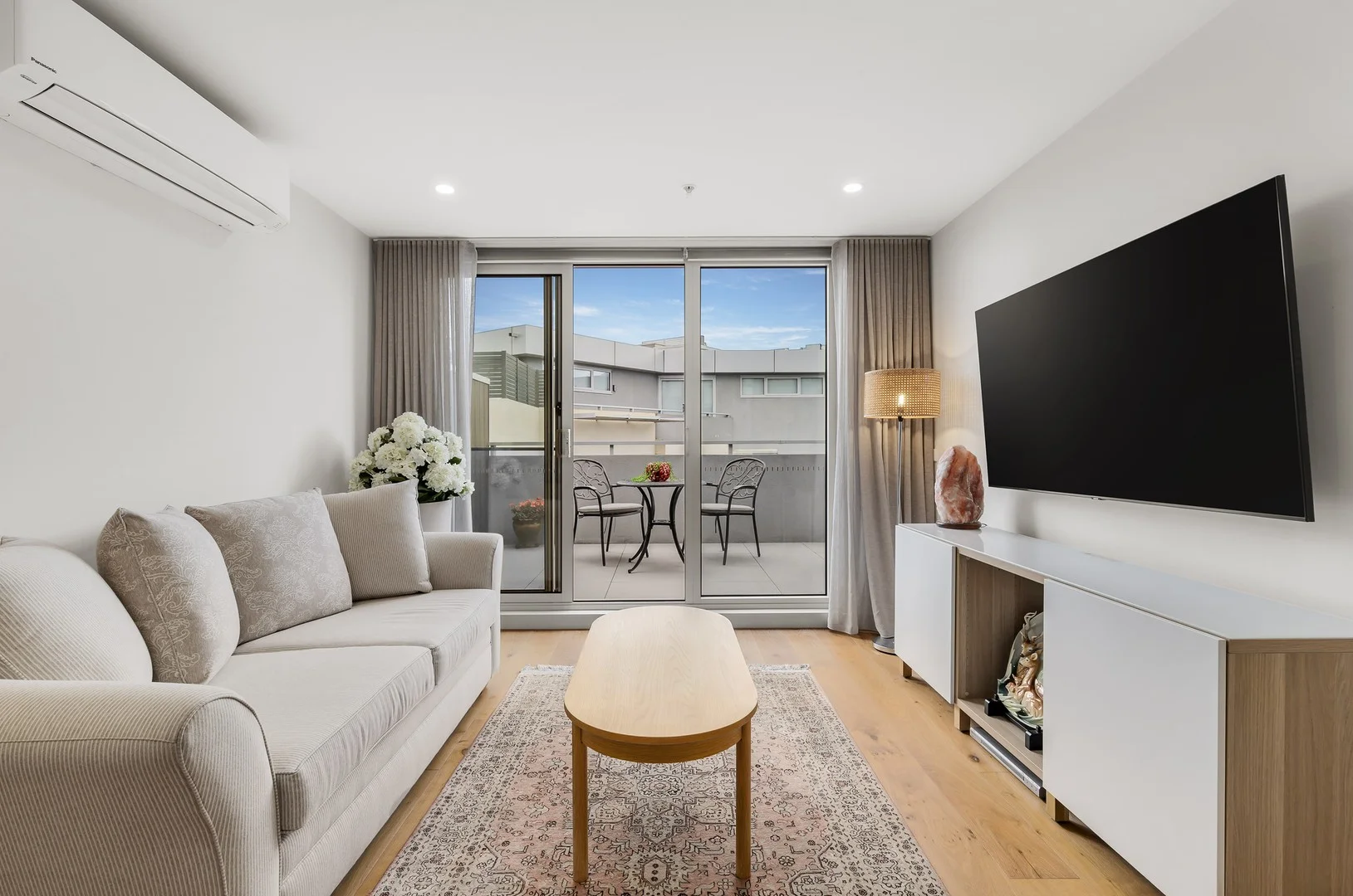 207/170 Manningham Road, Bulleen VIC 3105
