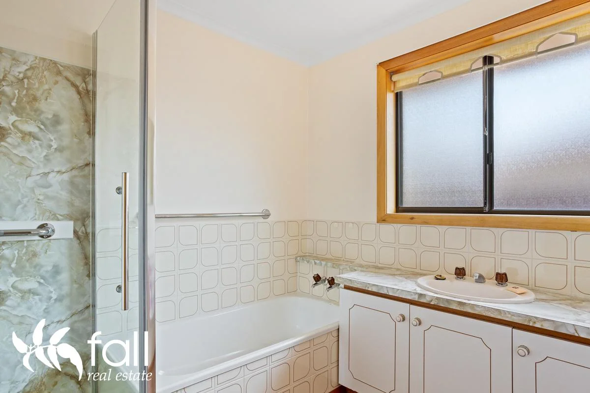 Additional image 9 of 2/15 Park Road, Lindisfarne TAS 7015