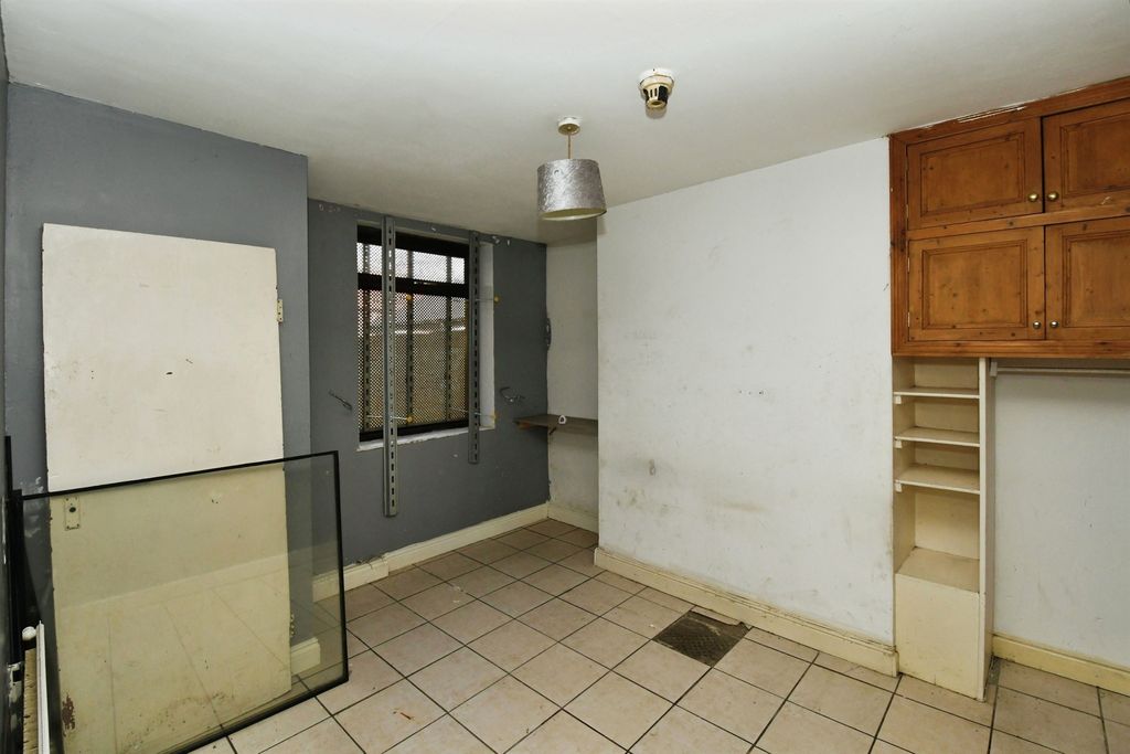 Additional image 6 of 1 bed flat for saleQueen Street, Scunthorpe DN16