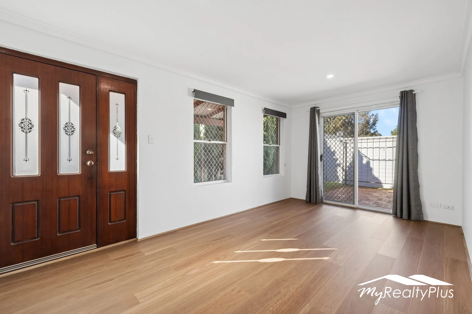 4/14 Helena St, Guildford WA 6055 photo 5
