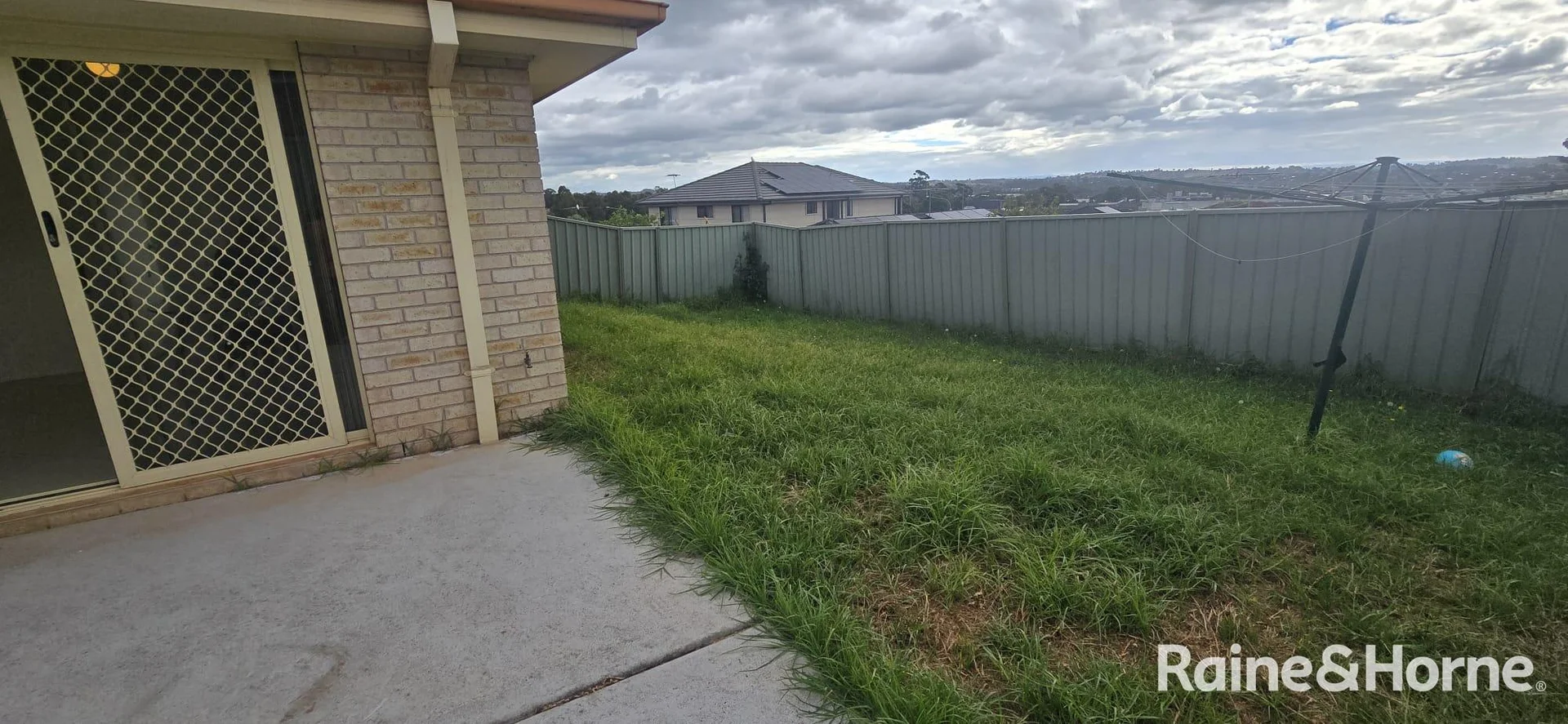 Additional image 11 of 13 Norman Dunlop Crescent, Minto NSW 2566