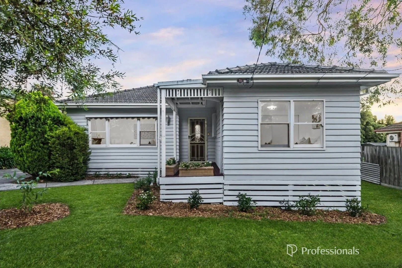 15 Maurice Avenue, Ringwood VIC 3134