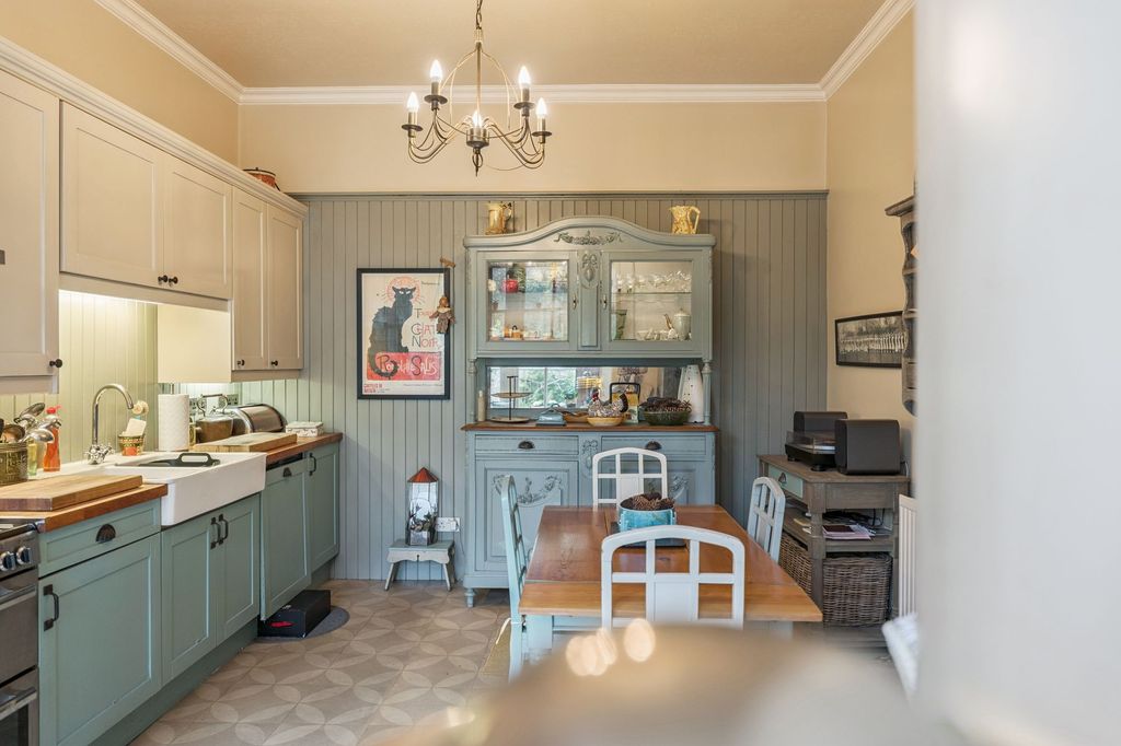 Additional image 8 of 3 bed flat for saleThe Crescent, Dunblane FK15