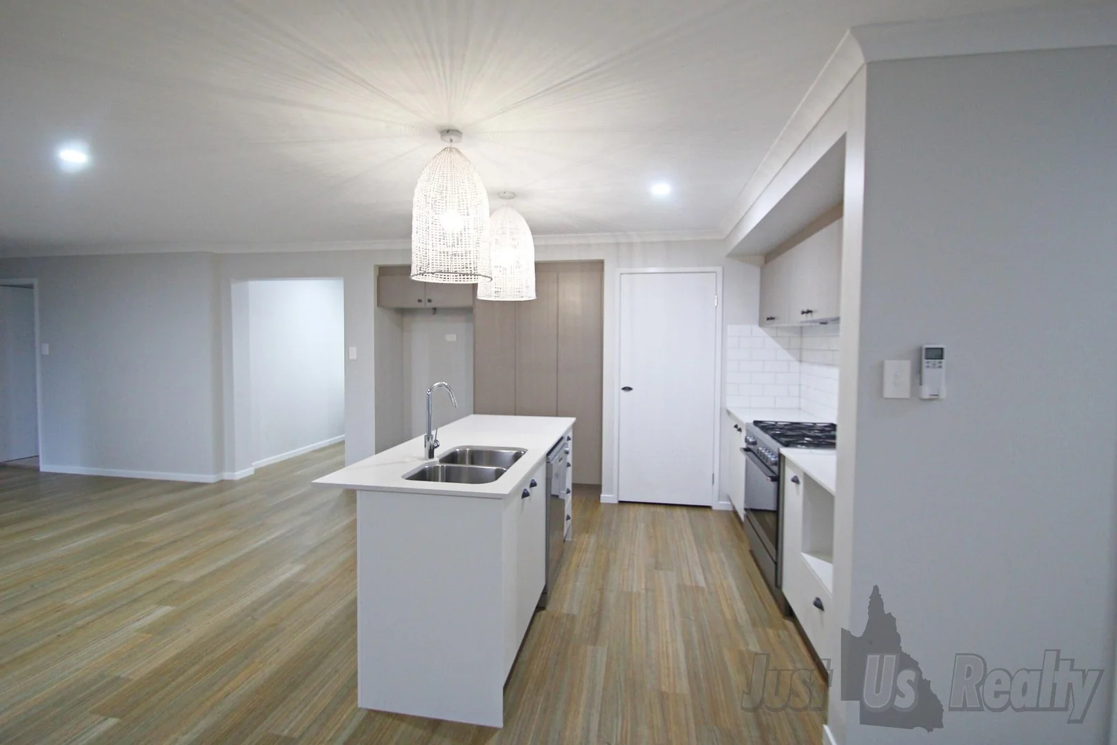 Additional image 2 of 1 Bowerbird Court, Branyan QLD 4670