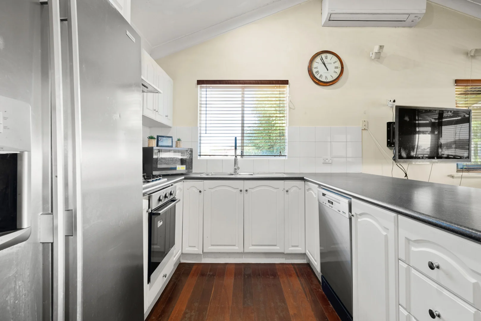 Additional image 4 of 6B HYMUS STREET, Rockingham WA 6168