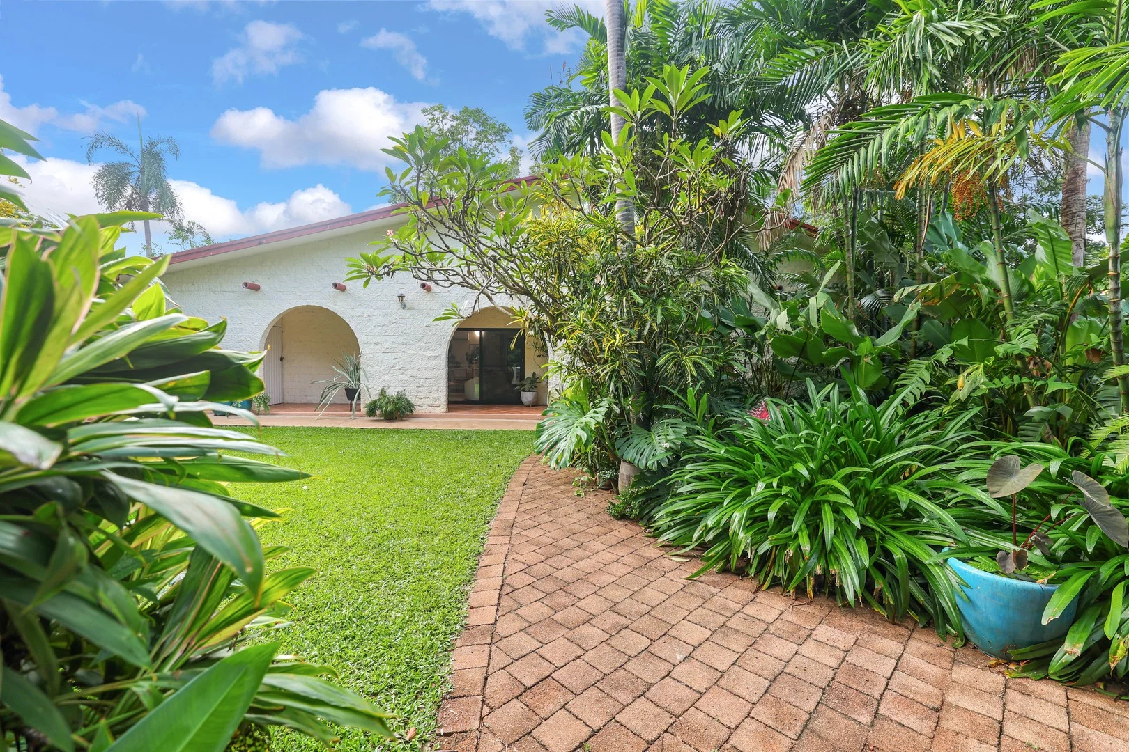 18 Kurrajong Crescent, Nightcliff NT 0810