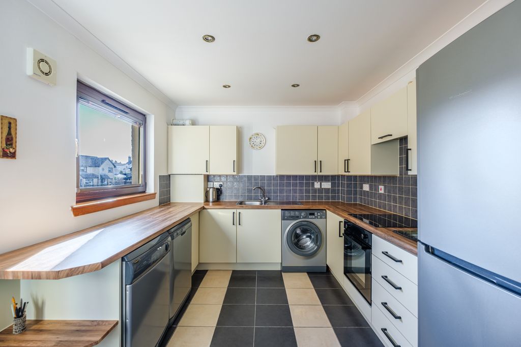 Additional image 4 of 2 bed flat for saleClyde Court, Carluke ML8