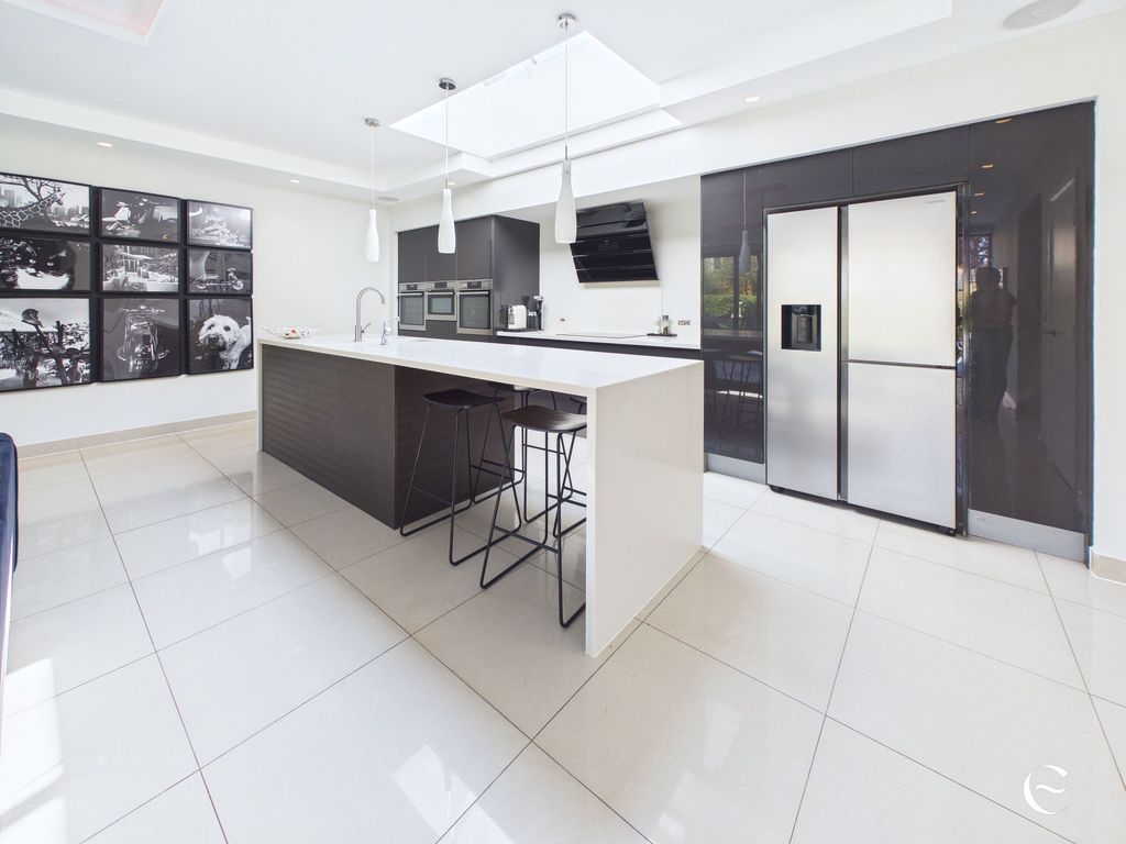 Additional image 10 of 6 bed detached house for saleConduit Road, Stamford PE9