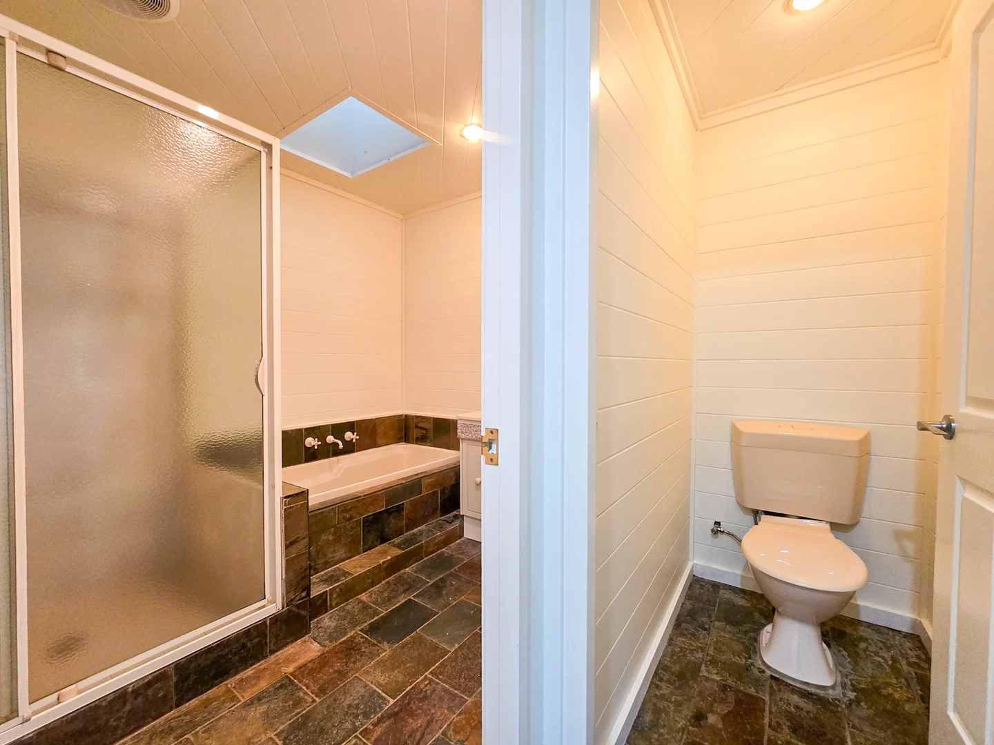 Additional image 12 of 7 Lawn Avenue, Bradbury NSW 2560