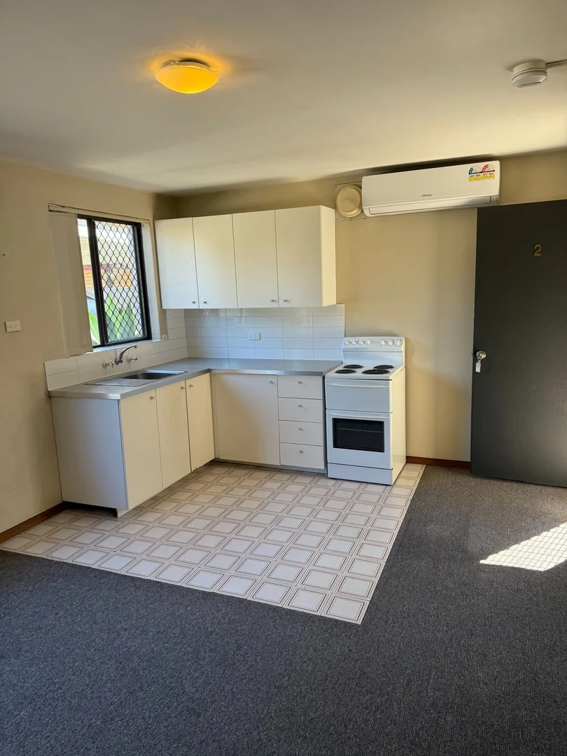 Additional image 3 of 2/126 Central Av, Inglewood WA 6052