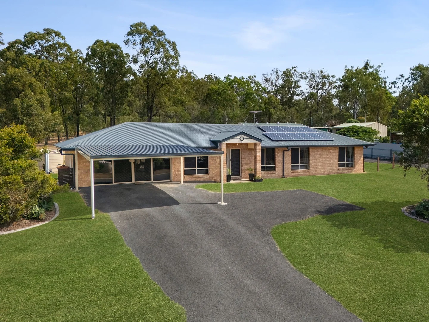 31 Stephenson Crescent, Kensington Grove QLD 4341