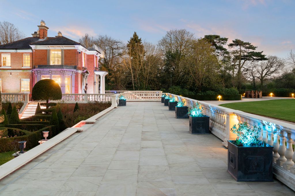 Additional image 26 of 12 bed property for saleGreat Martins, Shurlock Row, Shurlock, Reading RG10