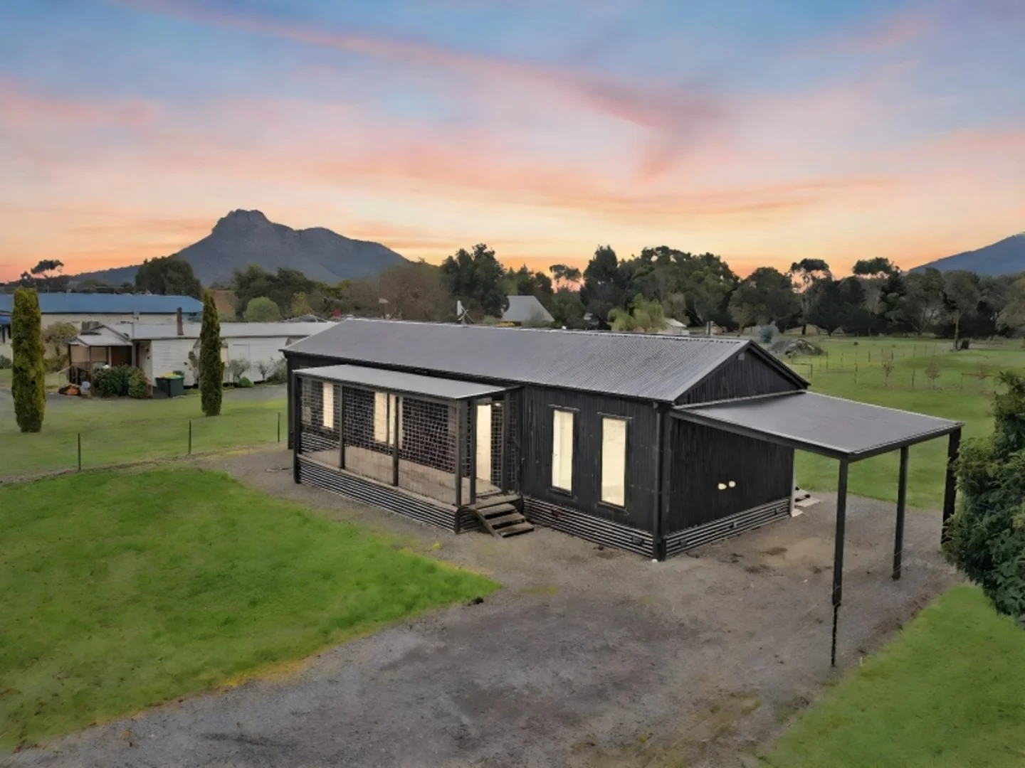 4 Parker Street, Dunkeld VIC 3294