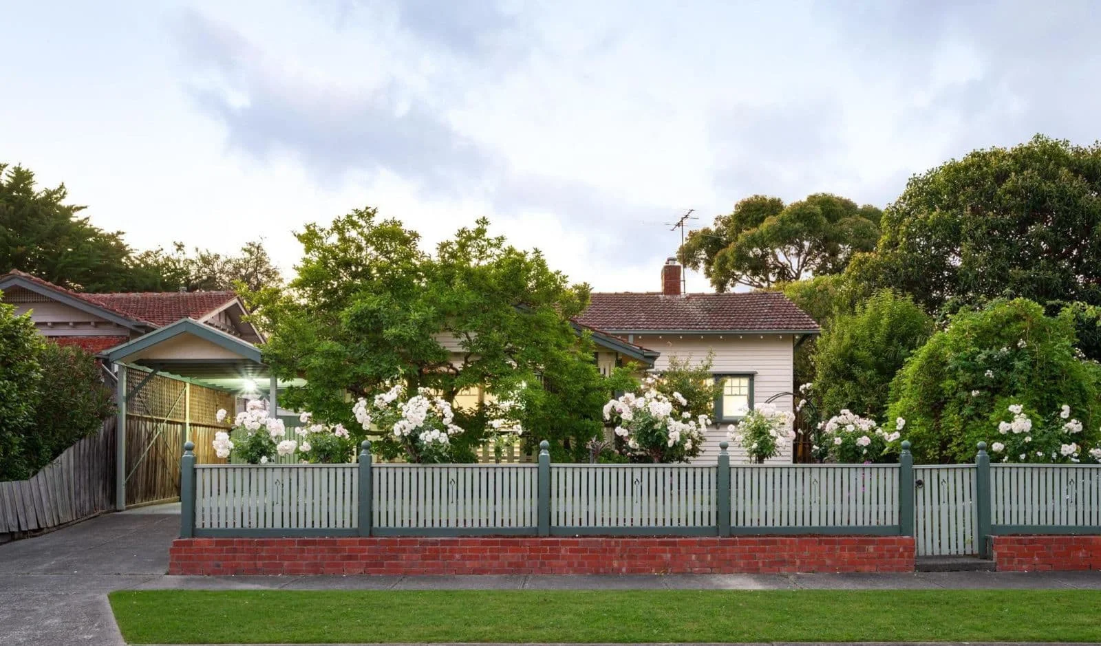 2 Patricia Street, Box Hill VIC 3128