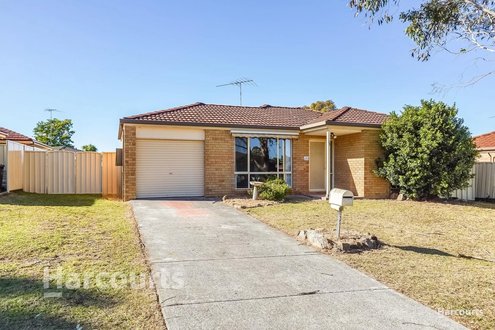 36 Potoroo Avenue, St Helens Park NSW 2560