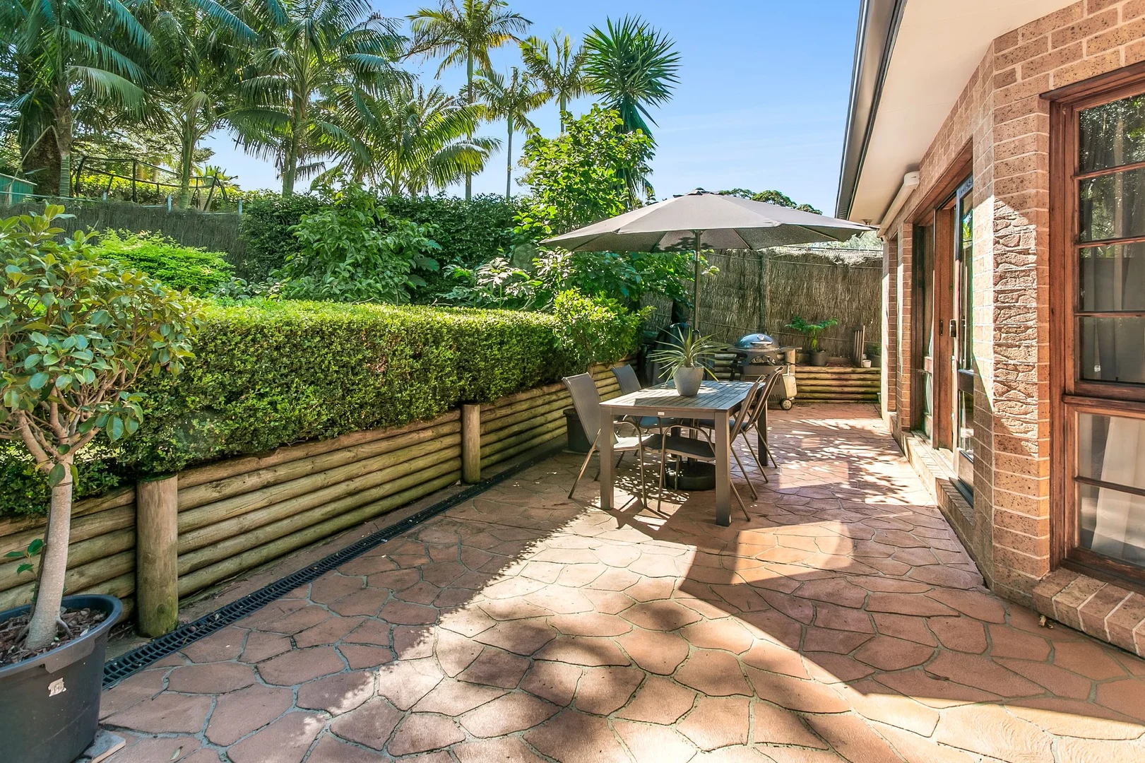8 Cabbage Tree Road, Bayview NSW 2104 photo 5
